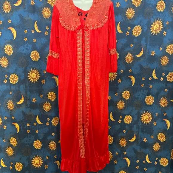 Authentic Vintage red nightwear set - Picture 11 of 11